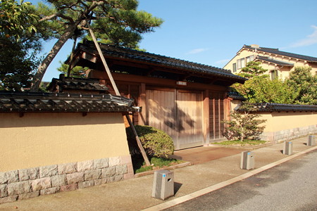 P24-金沢市内長町武家屋敷