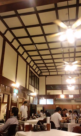 店の奥の様子@まい泉