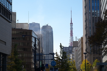 日比谷公園近くからの東京タワー