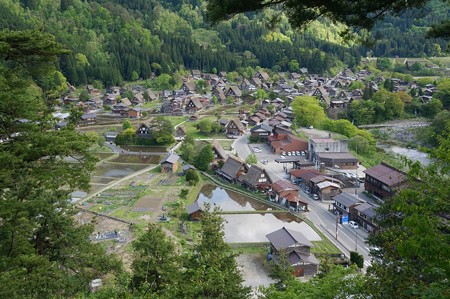 白川村