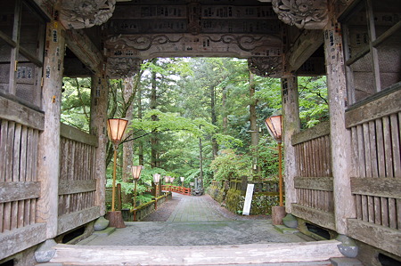 2010年05月23日榛名神社随神門