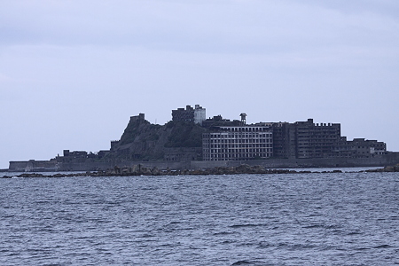 軍艦島船から