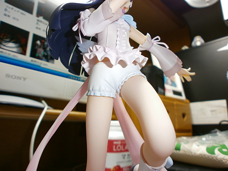 フィギュア 051