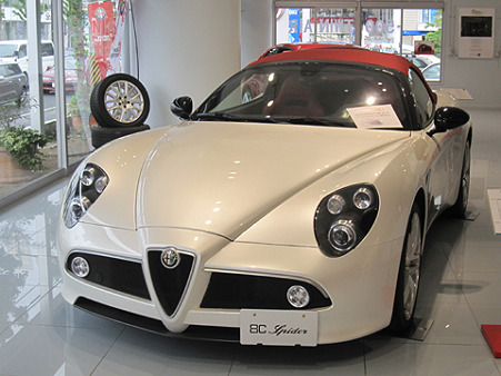 01_8C Spyder(Front)