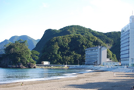 朝の松崎海岸
